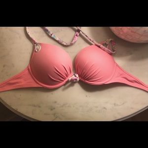 Victoria’s Secret Bikini Top